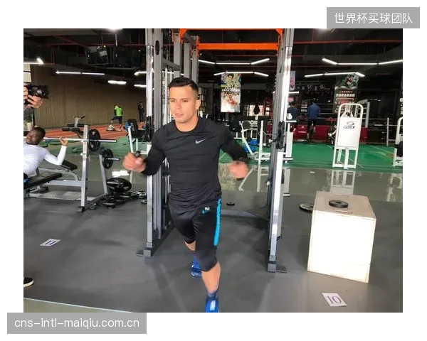 前场紧逼效率成为新战术增长点，高强度跑动能力考验全队体能储备。